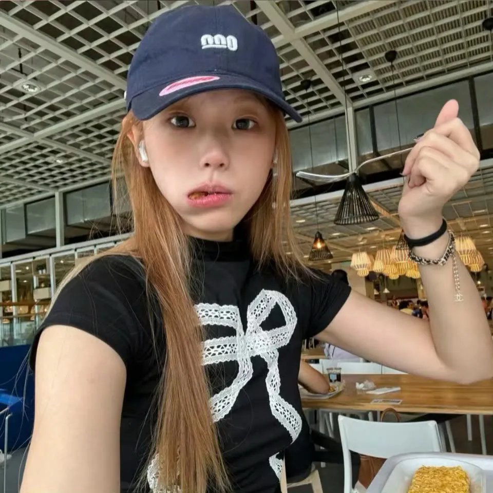 互换后，与渣男他弟恋爱了